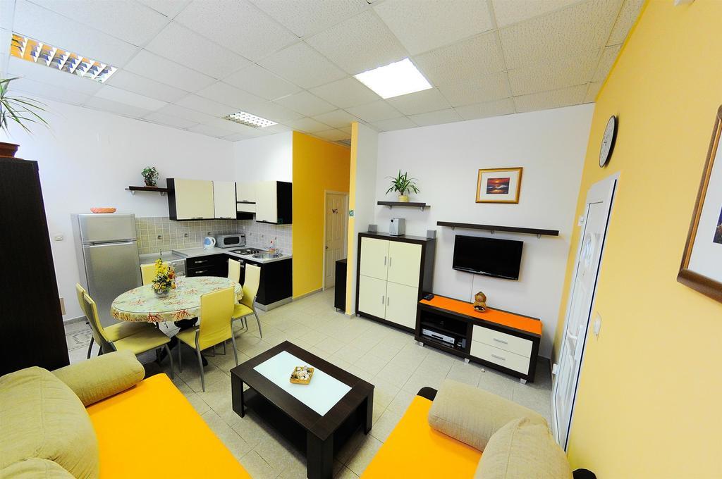Marija Petricevic Apartment *